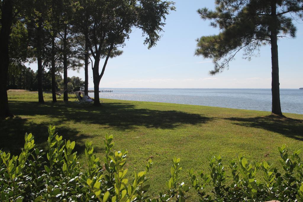 Wades Point Inn On The Bay McDaniel Exterior photo